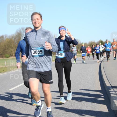 06.04.2025 - 44. Internationalen Wilhelmsburger Insellauf Jannik Wohlers http://msf.ph/oto/7614657 06.04.2025 09:31:27 Laufen 3065, 3646 meine-sportfotos.de