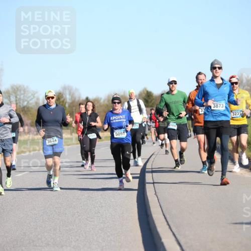 06.04.2025 - 44. Internationalen Wilhelmsburger Insellauf Jannik Wohlers http://msf.ph/oto/7614670 06.04.2025 09:31:31 Laufen 3238, 405, 3644, 3101, 33, 4, 3, 5091, 079, 104, 3873, 3231 meine-sportfotos.de