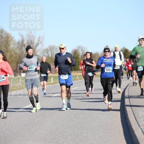 06.04.2025 - 44. Internationalen Wilhelmsburger Insellauf Jannik Wohlers http://msf.ph/oto/7614673 06.04.2025 09:31:31 Laufen 4051, 3238, 310, 3644, 4, 3, 5091, 4104, 3371, 3873 meine-sportfotos.de