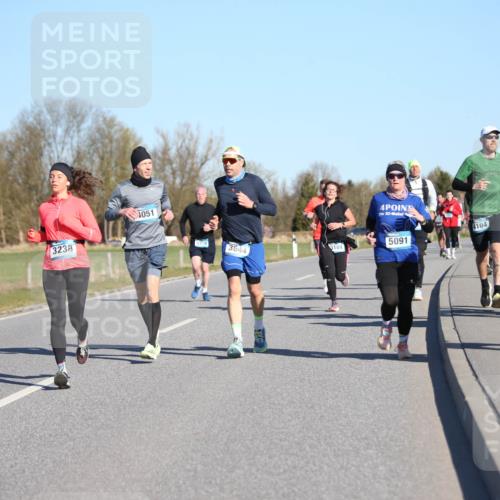 06.04.2025 - 44. Internationalen Wilhelmsburger Insellauf Jannik Wohlers http://msf.ph/oto/7614678 06.04.2025 09:31:32 Laufen 3238, 051, 4, 3, 387, 3371, 4104, 4328, 5091, 3644, 3101 meine-sportfotos.de