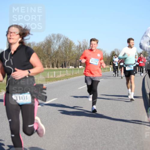 06.04.2025 - 44. Internationalen Wilhelmsburger Insellauf Jannik Wohlers http://msf.ph/oto/7614700 06.04.2025 09:31:38 Laufen 3101, 4352, 3079, 3162 meine-sportfotos.de