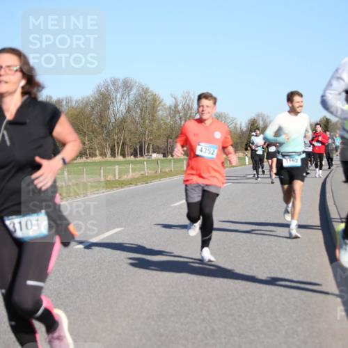 06.04.2025 - 44. Internationalen Wilhelmsburger Insellauf Jannik Wohlers http://msf.ph/oto/7614701 06.04.2025 09:31:38 Laufen 3101, 4352, 3079, 3162 meine-sportfotos.de