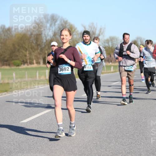 06.04.2025 - 44. Internationalen Wilhelmsburger Insellauf Jannik Wohlers http://msf.ph/oto/7614730 06.04.2025 09:31:45 Laufen 09, 3692, 4557, 4474, 320, 4395, 3953 meine-sportfotos.de