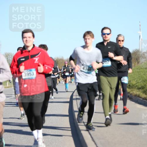 06.04.2025 - 44. Internationalen Wilhelmsburger Insellauf Jannik Wohlers http://msf.ph/oto/7614742 06.04.2025 09:31:48 Laufen 3953, 4395, 446 meine-sportfotos.de