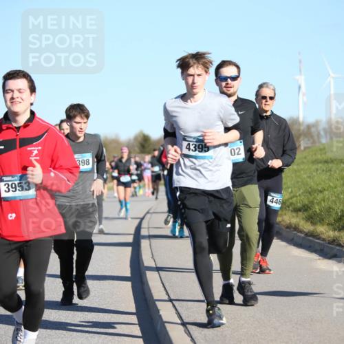 06.04.2025 - 44. Internationalen Wilhelmsburger Insellauf Jannik Wohlers http://msf.ph/oto/7614745 06.04.2025 09:31:48 Laufen 3953, 398, 4395, 02, 446 meine-sportfotos.de