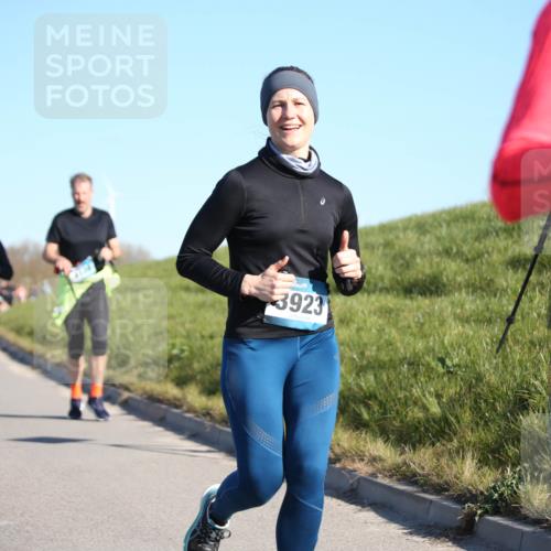 06.04.2025 - 44. Internationalen Wilhelmsburger Insellauf Jannik Wohlers http://msf.ph/oto/7614787 06.04.2025 09:31:55 Laufen 39231 meine-sportfotos.de