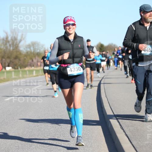 06.04.2025 - 44. Internationalen Wilhelmsburger Insellauf Jannik Wohlers http://msf.ph/oto/7614797 06.04.2025 09:31:57 Laufen 1, 4350, 4452 meine-sportfotos.de