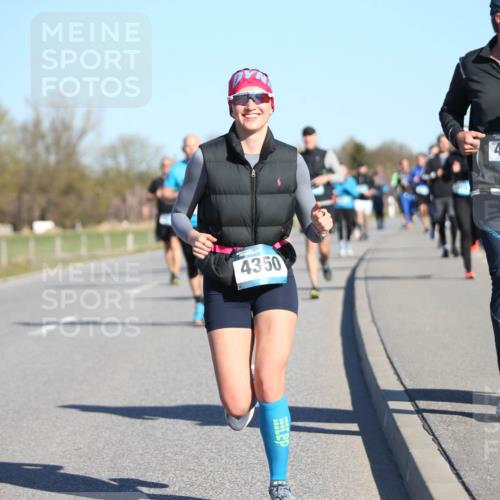 06.04.2025 - 44. Internationalen Wilhelmsburger Insellauf Jannik Wohlers http://msf.ph/oto/7614799 06.04.2025 09:31:57 Laufen 03, 4350, 4452 meine-sportfotos.de