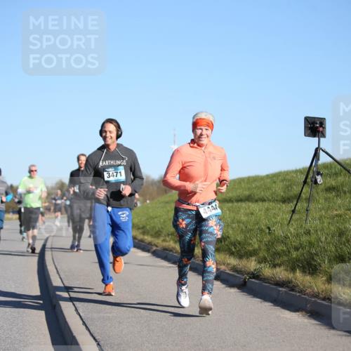 06.04.2025 - 44. Internationalen Wilhelmsburger Insellauf Jannik Wohlers http://msf.ph/oto/7614849 06.04.2025 09:32:13 Laufen 4542, 3471, 4444 meine-sportfotos.de