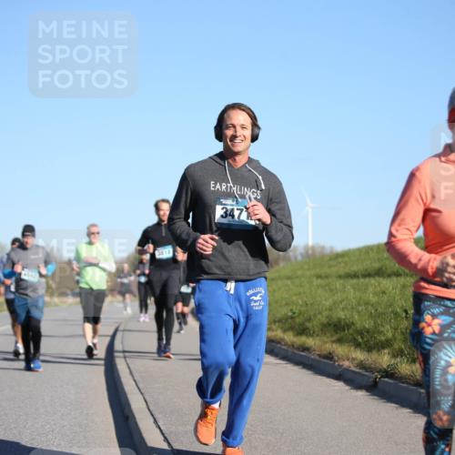 06.04.2025 - 44. Internationalen Wilhelmsburger Insellauf Jannik Wohlers http://msf.ph/oto/7614859 06.04.2025 09:32:15 Laufen 4542, 3818, 3471, 444 meine-sportfotos.de