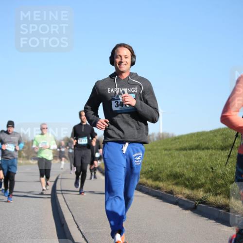 06.04.2025 - 44. Internationalen Wilhelmsburger Insellauf Jannik Wohlers http://msf.ph/oto/7614861 06.04.2025 09:32:15 Laufen 3818, 34, 444 meine-sportfotos.de