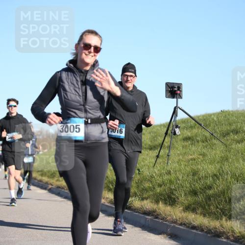 06.04.2025 - 44. Internationalen Wilhelmsburger Insellauf Jannik Wohlers http://msf.ph/oto/7614908 06.04.2025 09:32:25 Laufen 3005, 13016 meine-sportfotos.de