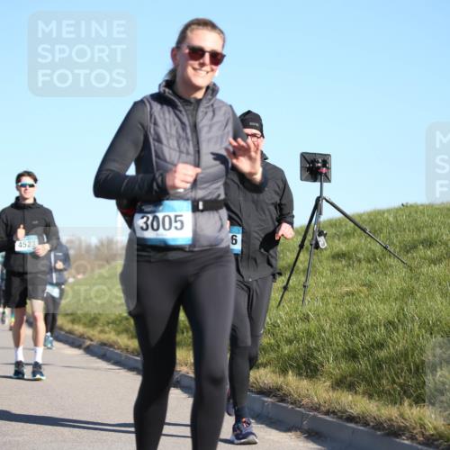 06.04.2025 - 44. Internationalen Wilhelmsburger Insellauf Jannik Wohlers http://msf.ph/oto/7614910 06.04.2025 09:32:25 Laufen 4523, 3005, 6 meine-sportfotos.de