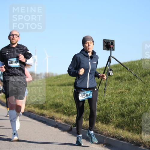 06.04.2025 - 44. Internationalen Wilhelmsburger Insellauf Jannik Wohlers http://msf.ph/oto/7614925 06.04.2025 09:32:28 Laufen 4097, 4593 meine-sportfotos.de