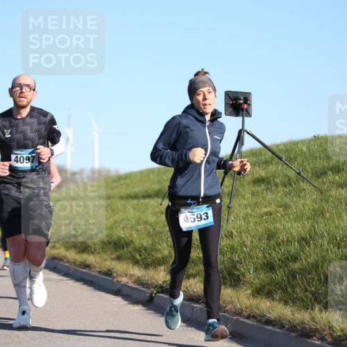 06.04.2025 - 44. Internationalen Wilhelmsburger Insellauf Jannik Wohlers http://msf.ph/oto/7614926 06.04.2025 09:32:28 Laufen 4097, 4593 meine-sportfotos.de