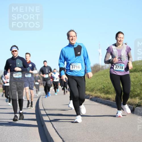 06.04.2025 - 44. Internationalen Wilhelmsburger Insellauf Jannik Wohlers http://msf.ph/oto/7614955 06.04.2025 09:32:36 Laufen 3629, 4609, 3716, 3715 meine-sportfotos.de