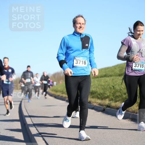 06.04.2025 - 44. Internationalen Wilhelmsburger Insellauf Jannik Wohlers http://msf.ph/oto/7614963 06.04.2025 09:32:37 Laufen 3629, 3716, 3715 meine-sportfotos.de