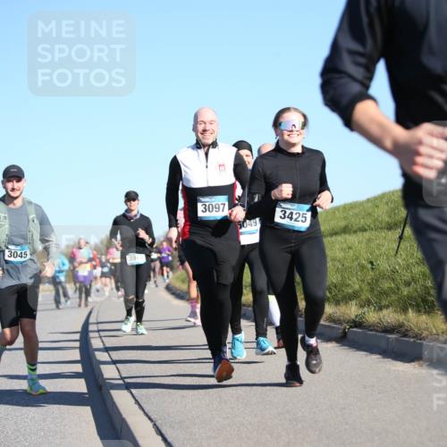 06.04.2025 - 44. Internationalen Wilhelmsburger Insellauf Jannik Wohlers http://msf.ph/oto/7614991 06.04.2025 09:32:43 Laufen 3045, 3943, 3273, 4145, 3097, 5049, 3425, 3438 meine-sportfotos.de