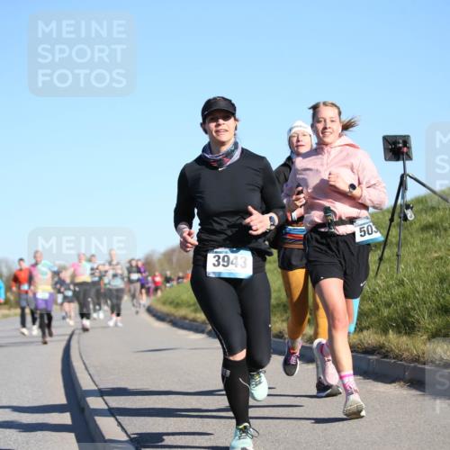 06.04.2025 - 44. Internationalen Wilhelmsburger Insellauf Jannik Wohlers http://msf.ph/oto/7615015 06.04.2025 09:32:46 Laufen 50, 3943 meine-sportfotos.de