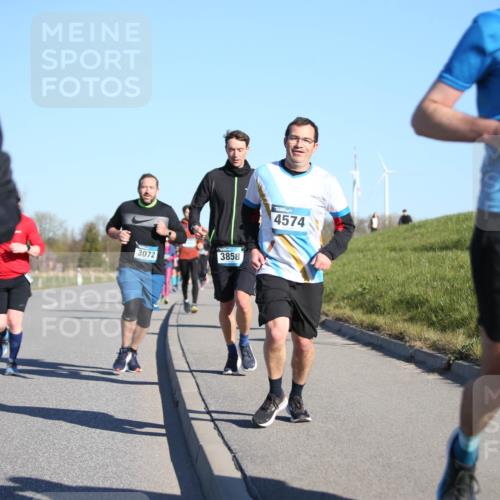 06.04.2025 - 44. Internationalen Wilhelmsburger Insellauf Jannik Wohlers http://msf.ph/oto/7615121 06.04.2025 09:33:07 Laufen 3072, 3858, 4574, 3603 meine-sportfotos.de