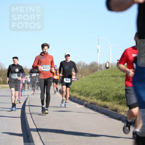 06.04.2025 - 44. Internationalen Wilhelmsburger Insellauf Jannik Wohlers http://msf.ph/oto/7615132 06.04.2025 09:33:10 Laufen 3320, 4341, 3956 meine-sportfotos.de