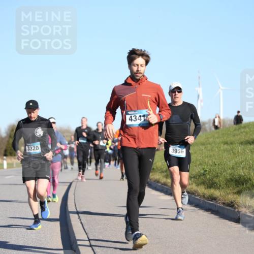 06.04.2025 - 44. Internationalen Wilhelmsburger Insellauf Jannik Wohlers http://msf.ph/oto/7615144 06.04.2025 09:33:12 Laufen 3320, 4341, 3956 meine-sportfotos.de