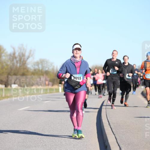 06.04.2025 - 44. Internationalen Wilhelmsburger Insellauf Jannik Wohlers http://msf.ph/oto/7615152 06.04.2025 09:33:15 Laufen 3354, 5020, 3955 meine-sportfotos.de