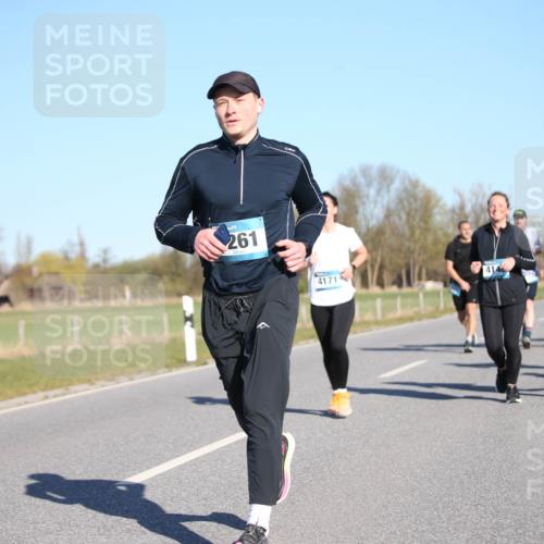 06.04.2025 - 44. Internationalen Wilhelmsburger Insellauf Jannik Wohlers http://msf.ph/oto/7615201 06.04.2025 09:33:24 Laufen 261, 4171, 414, 4145, 5136 meine-sportfotos.de