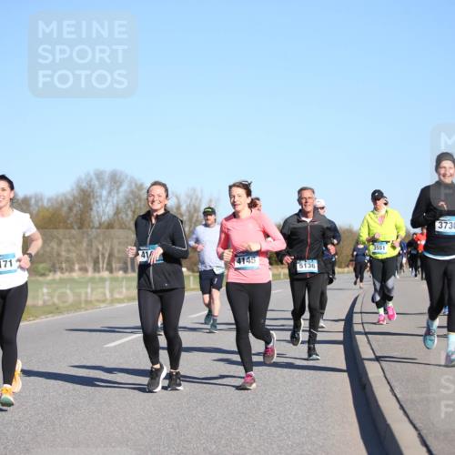 06.04.2025 - 44. Internationalen Wilhelmsburger Insellauf Jannik Wohlers http://msf.ph/oto/7615205 06.04.2025 09:33:25 Laufen 4145, 4171, 5136, 3551, 3730, 354 meine-sportfotos.de