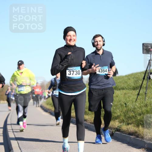 06.04.2025 - 44. Internationalen Wilhelmsburger Insellauf Jannik Wohlers http://msf.ph/oto/7615211 06.04.2025 09:33:26 Laufen 5136, 404, 3730, 4354 meine-sportfotos.de