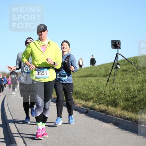 06.04.2025 - 44. Internationalen Wilhelmsburger Insellauf Jannik Wohlers http://msf.ph/oto/7615226 06.04.2025 09:33:29 Laufen 397, 5073, 3551, 4048 meine-sportfotos.de