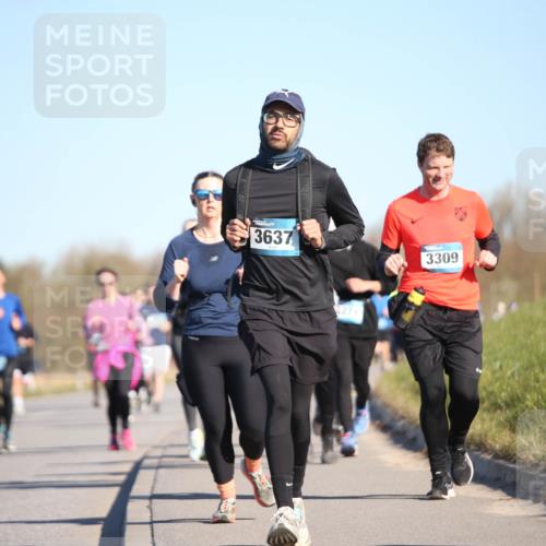 06.04.2025 - 44. Internationalen Wilhelmsburger Insellauf Jannik Wohlers http://msf.ph/oto/7615250 06.04.2025 09:33:34 Laufen 3637, 274, 3309 meine-sportfotos.de