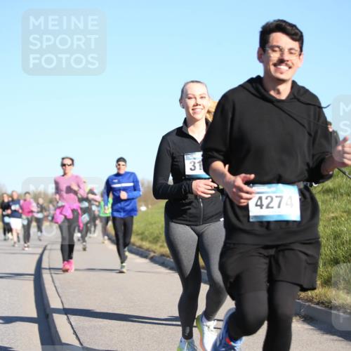 06.04.2025 - 44. Internationalen Wilhelmsburger Insellauf Jannik Wohlers http://msf.ph/oto/7615286 06.04.2025 09:33:42 Laufen 31, 4274 meine-sportfotos.de