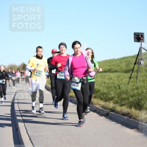 06.04.2025 - 44. Internationalen Wilhelmsburger Insellauf Jannik Wohlers http://msf.ph/oto/7615307 06.04.2025 09:33:49 Laufen 4183, 37, 356, 3638 meine-sportfotos.de