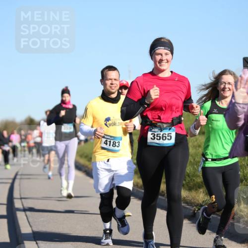 06.04.2025 - 44. Internationalen Wilhelmsburger Insellauf Jannik Wohlers http://msf.ph/oto/7615317 06.04.2025 09:33:50 Laufen 3436, 3565, 4183, 3638 meine-sportfotos.de