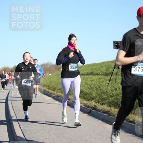 06.04.2025 - 44. Internationalen Wilhelmsburger Insellauf Jannik Wohlers http://msf.ph/oto/7615325 06.04.2025 09:33:53 Laufen 3436, 3558, 3755 meine-sportfotos.de