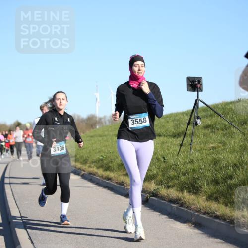 06.04.2025 - 44. Internationalen Wilhelmsburger Insellauf Jannik Wohlers http://msf.ph/oto/7615329 06.04.2025 09:33:53 Laufen 3558, 3436, 375 meine-sportfotos.de
