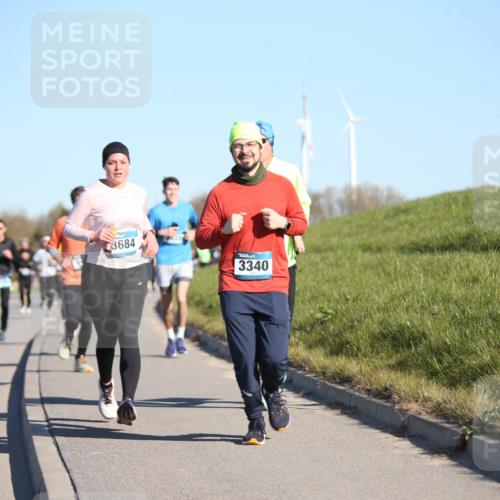 06.04.2025 - 44. Internationalen Wilhelmsburger Insellauf Jannik Wohlers http://msf.ph/oto/7615343 06.04.2025 09:34:01 Laufen 8684, 3340 meine-sportfotos.de
