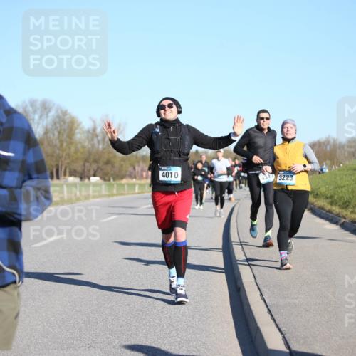 06.04.2025 - 44. Internationalen Wilhelmsburger Insellauf Jannik Wohlers http://msf.ph/oto/7615377 06.04.2025 09:34:08 Laufen 4340, 3223 meine-sportfotos.de