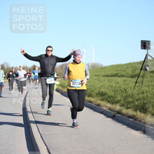 06.04.2025 - 44. Internationalen Wilhelmsburger Insellauf Jannik Wohlers http://msf.ph/oto/7615380 06.04.2025 09:34:08 Laufen 010, 4340, 3223 meine-sportfotos.de