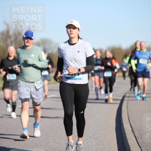 06.04.2025 - 44. Internationalen Wilhelmsburger Insellauf Jannik Wohlers http://msf.ph/oto/7615403 06.04.2025 09:34:12 Laufen 356, 4447 meine-sportfotos.de