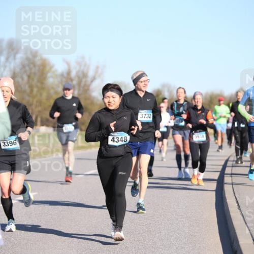 06.04.2025 - 44. Internationalen Wilhelmsburger Insellauf Jannik Wohlers http://msf.ph/oto/7615409 06.04.2025 09:34:15 Laufen 3568, 3396, 4348, 3732, 3938, 3286, 4547, 4027 meine-sportfotos.de