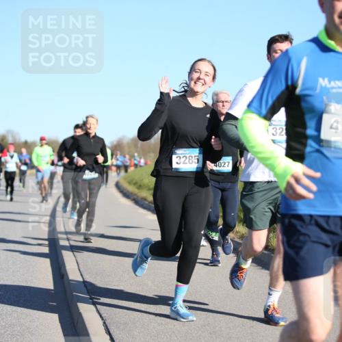 06.04.2025 - 44. Internationalen Wilhelmsburger Insellauf Jannik Wohlers http://msf.ph/oto/7615428 06.04.2025 09:34:20 Laufen 938, 026, 3285, 4027, 32, 4547 meine-sportfotos.de