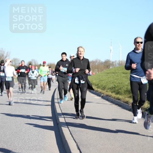 06.04.2025 - 44. Internationalen Wilhelmsburger Insellauf Jannik Wohlers http://msf.ph/oto/7615430 06.04.2025 09:34:21 Laufen 4575, 4376, 1241, 3393, 516, 3285 meine-sportfotos.de