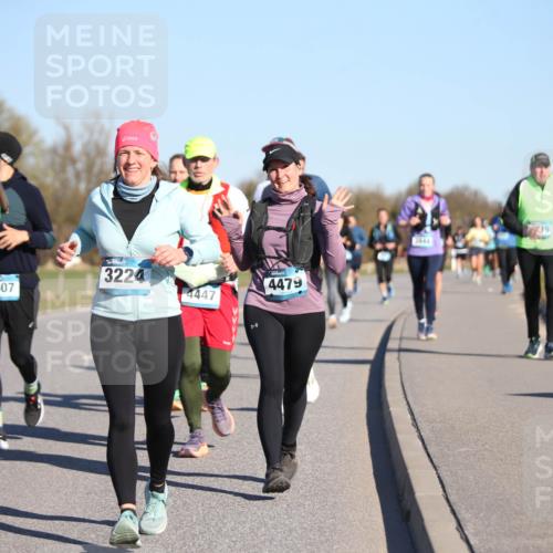 06.04.2025 - 44. Internationalen Wilhelmsburger Insellauf Jannik Wohlers http://msf.ph/oto/7615459 06.04.2025 09:34:28 Laufen 241, 3607, 3224, 4447, 14, 4479, 3444, 15 meine-sportfotos.de