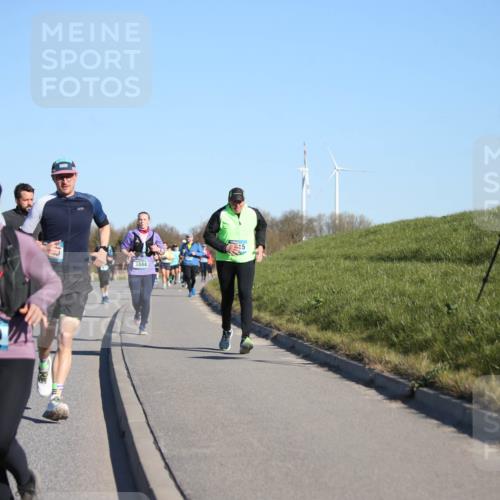 06.04.2025 - 44. Internationalen Wilhelmsburger Insellauf Jannik Wohlers http://msf.ph/oto/7615468 06.04.2025 09:34:29 Laufen 665, 4479, 3444 meine-sportfotos.de