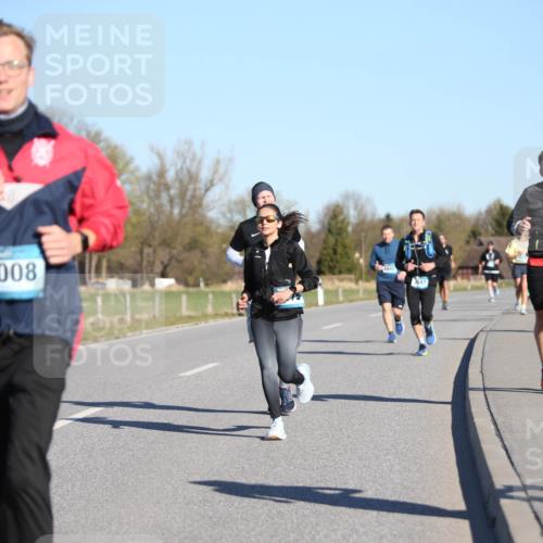 06.04.2025 - 44. Internationalen Wilhelmsburger Insellauf Jannik Wohlers http://msf.ph/oto/7615495 06.04.2025 09:34:34 Laufen 4008, 3697, 3703, 340, 3444 meine-sportfotos.de