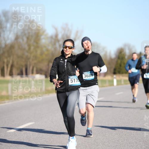 06.04.2025 - 44. Internationalen Wilhelmsburger Insellauf Jannik Wohlers http://msf.ph/oto/7615500 06.04.2025 09:34:35 Laufen 5175, 3689 meine-sportfotos.de
