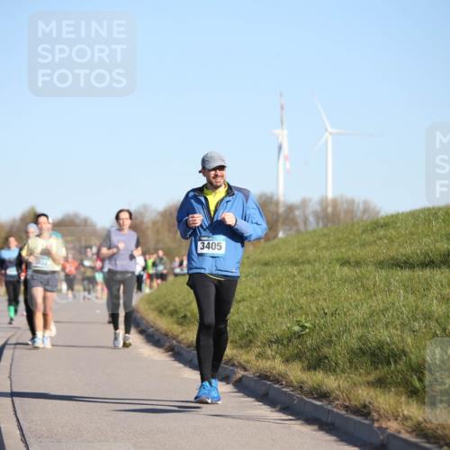 06.04.2025 - 44. Internationalen Wilhelmsburger Insellauf Jannik Wohlers http://msf.ph/oto/7615516 06.04.2025 09:34:39 Laufen 3405 meine-sportfotos.de