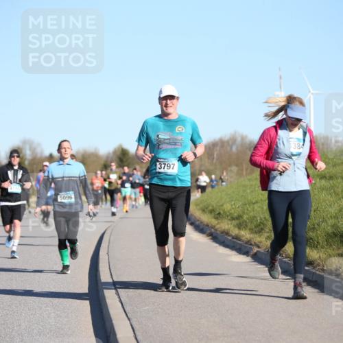 06.04.2025 - 44. Internationalen Wilhelmsburger Insellauf Jannik Wohlers http://msf.ph/oto/7615556 06.04.2025 09:34:49 Laufen 5096, 3797, 1384 meine-sportfotos.de